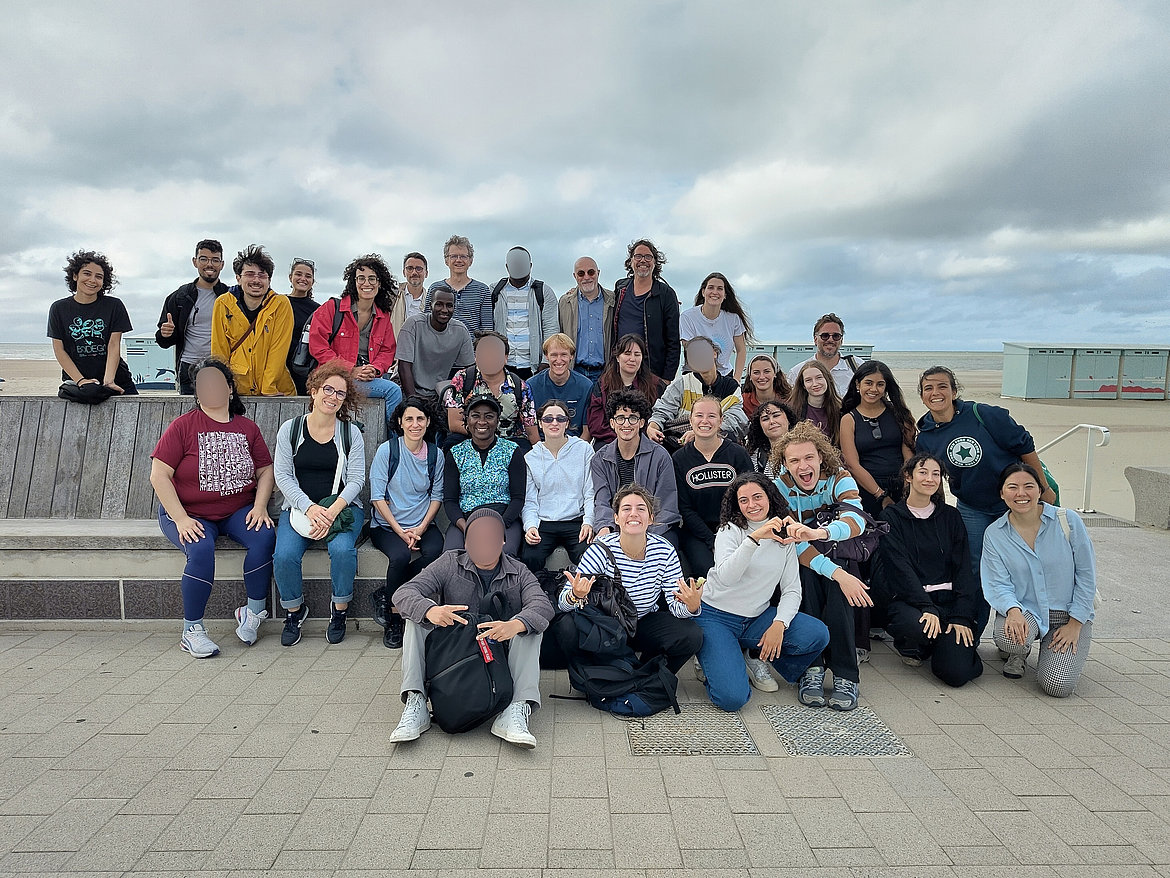Photo de la première cohorte du Master WOCC et des partenaires à Dunkerque